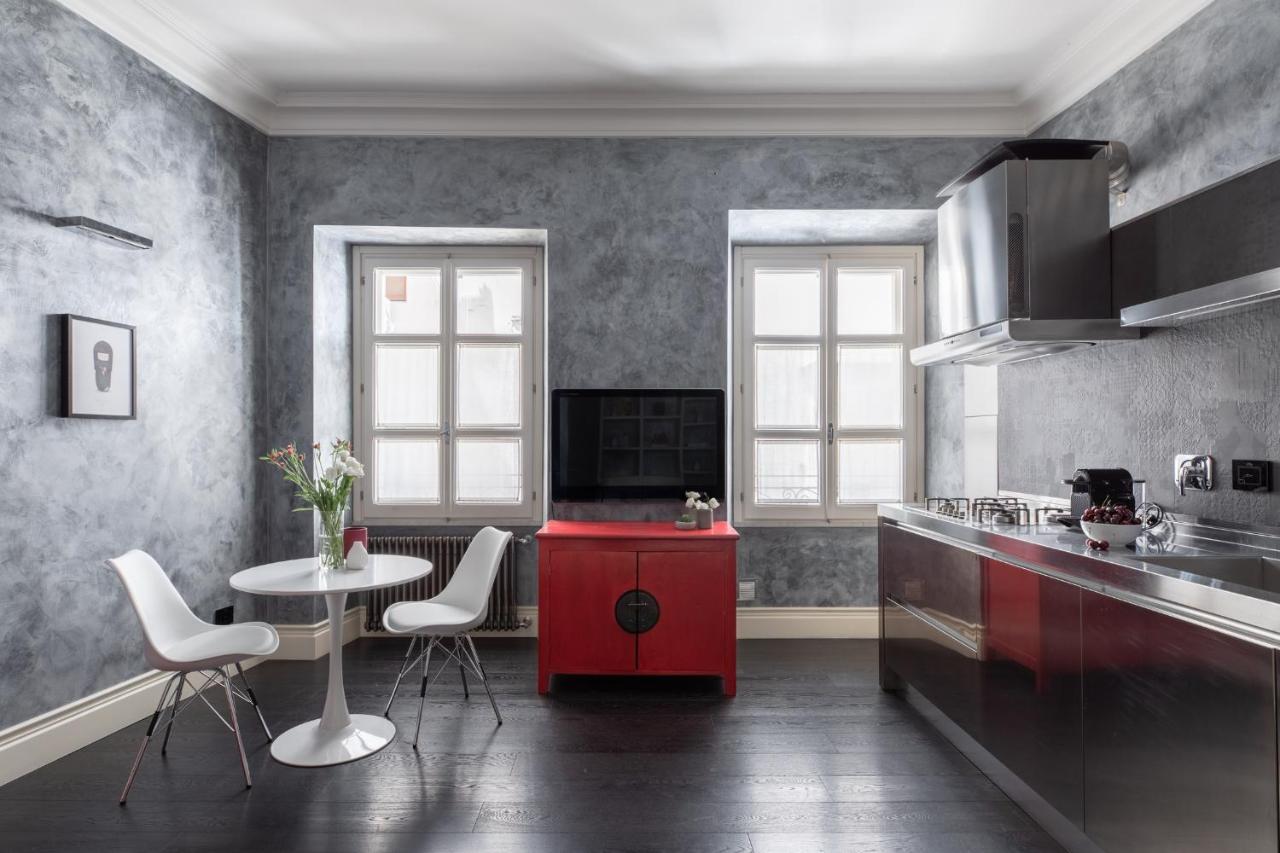 Iflat A Sparkle Of Red In Trastevere Řím Exteriér fotografie